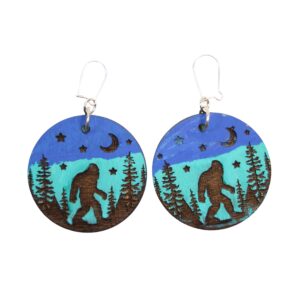 Bigfoot Night Time Scenery Wood Earrings. These earrings are made with 1/8″ thickness basswood. These earrings are lightweight and hand painted. They are not sealed to keep a rustic look and feel.